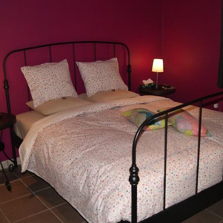 Fleurs-Sauvages Bed and Breakfast Hebronval Δωμάτιο φωτογραφία