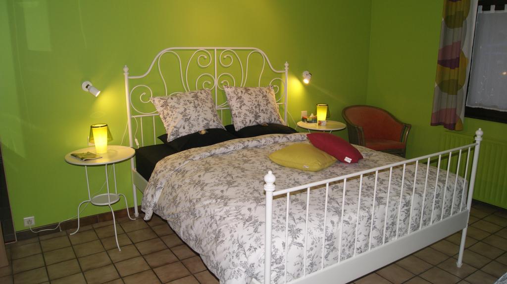 Fleurs-Sauvages Bed and Breakfast Hebronval Δωμάτιο φωτογραφία