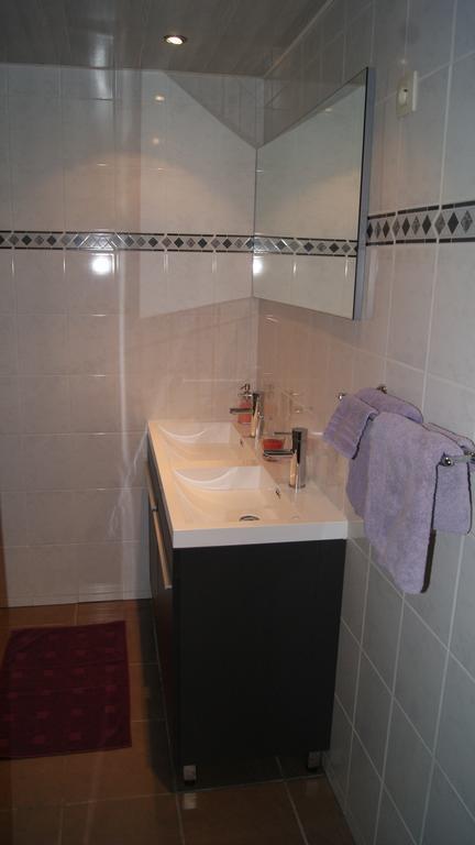 Fleurs-Sauvages Bed and Breakfast Hebronval Δωμάτιο φωτογραφία