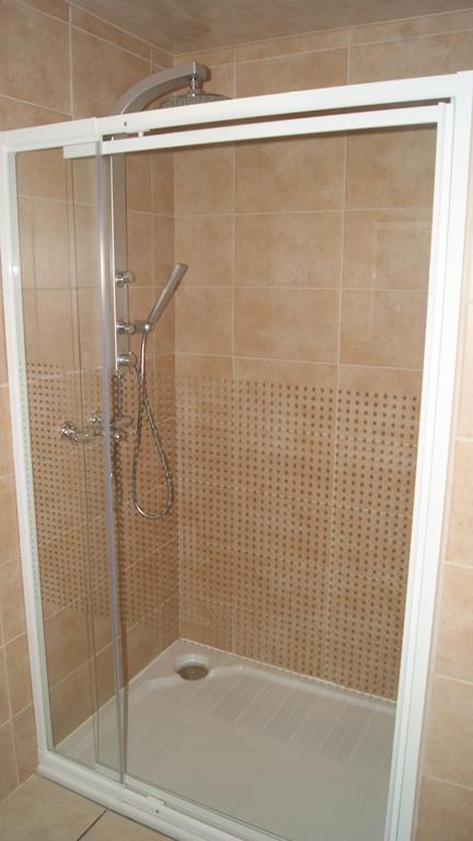 Fleurs-Sauvages Bed and Breakfast Hebronval Δωμάτιο φωτογραφία