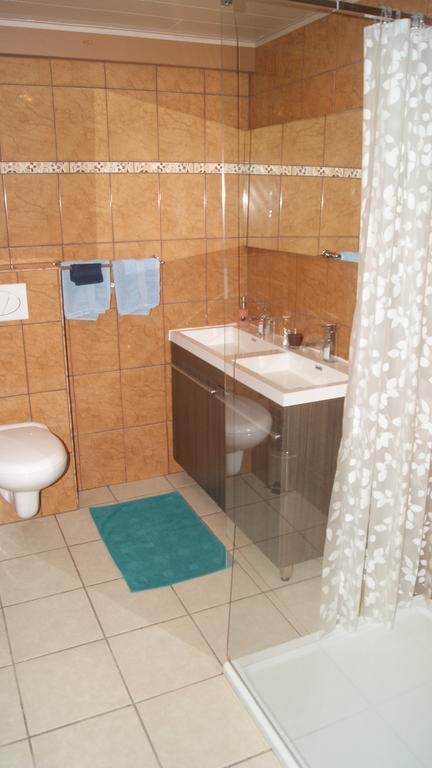 Fleurs-Sauvages Bed and Breakfast Hebronval Δωμάτιο φωτογραφία
